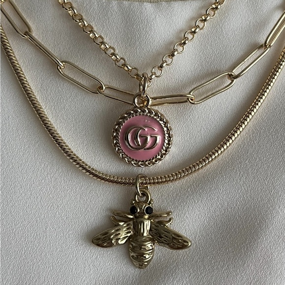 ❌❌holding for @bellamia❌❌Gucci GG Button Charm - Picture 1 of 7